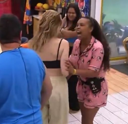 Eu acho que vai dar expulsão ein

SOL VEGA EXPULSA
#BBB26