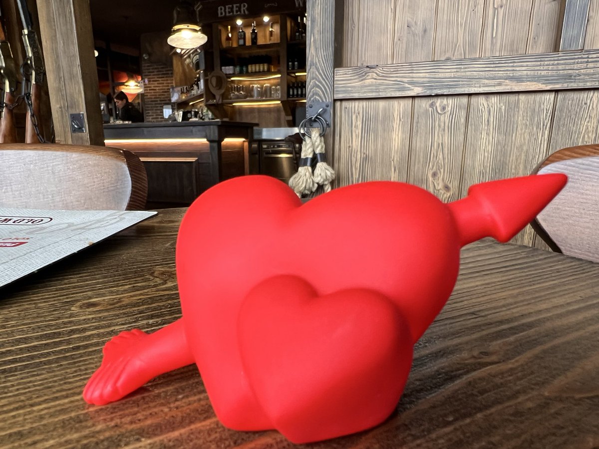 Il manifesto di una conferenza che parlava d’amore di coppia, invitava le persone a partecipare, anche quelle “deregolarizzate”. 
Ciò che è normale, regolare, perfetto e ordinario è amore? 
Quali sono le regole dell’amore? #amore #amare #leregoledellamore #sanvalentino2026