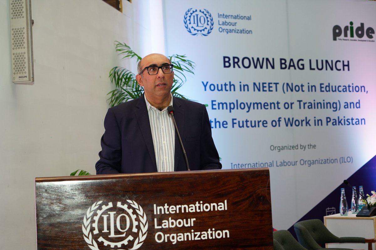 gtonstol's tweet photo. Exciting discussion at the fourth in our Brown Bag Lunch series, this time focusing on youth in NEET (Not in Employment, Education or Training).

Grateful to welcome a diverse audience for an engaging conversation on the challenges young people face in entering the labour market. (1/3)