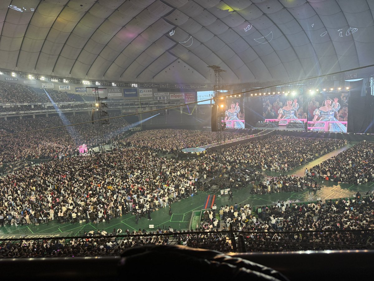 nobrock's tweet photo. すごく良かった
隅から隅まで直美のセンスが詰まってた

 #渡辺直美20東京ドーム https://t.co/6eBubAcyjK