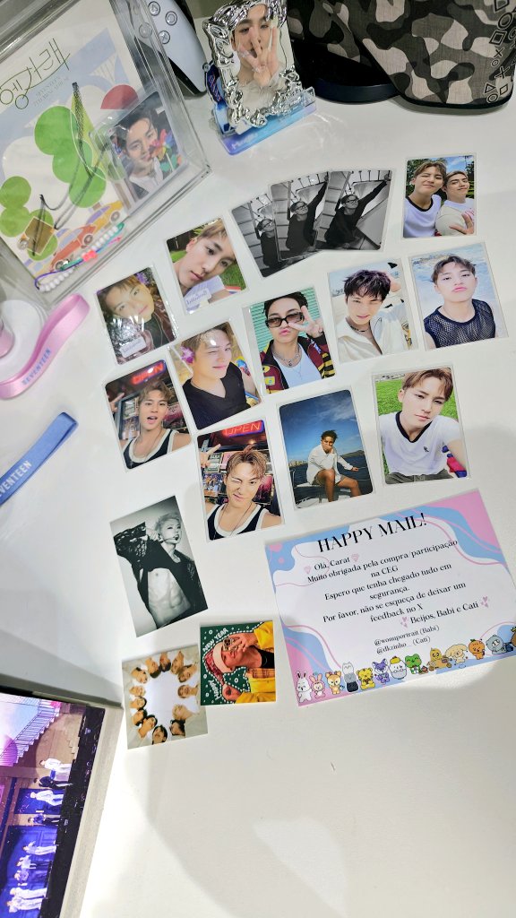 Meu feedback positivo hoje vai para a <a href="/wonuportrait/">babi</a> e <a href="/dkzinho__/">cati</a> 
Pensa em uma CEG organizada e que traz itens de pré-venda rápido?
Sim, são elas.
Cegs ótimas para quem é ansioso como eu.
Obrigado meninas! 
Adorei os mimos!

#mingyu #Photocard #CxM #Seventeen #collector