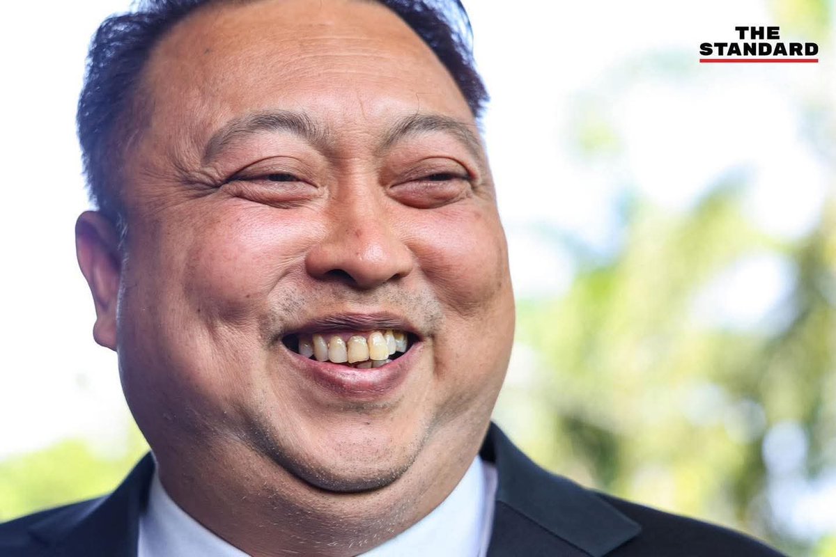 🌼 ตึก SKYY9 ซื้อ7000 จริงๆ3000ล้าน
🌼DSI แจ้งรับสินบนเรื่องค้ามนุษย์เก็บเบอรี่ที่ฟินแลนด์
🌼ให้ปกส. ซื้อที่ดินชลบุรีใกล้ที่ทำงานตัวเอง84.5ล้าน
สุชาติ ชมกลิ่น เป็น รมว. แรงงาน

🌼มีการลักลอบนำเข้าจัดการขยะผิดกฏหมาย
สุชาติ ชมกลิ่นเป็น รมช. พานิชย์

🌼น้องช้างสีดอหูพับเสียชีวิต