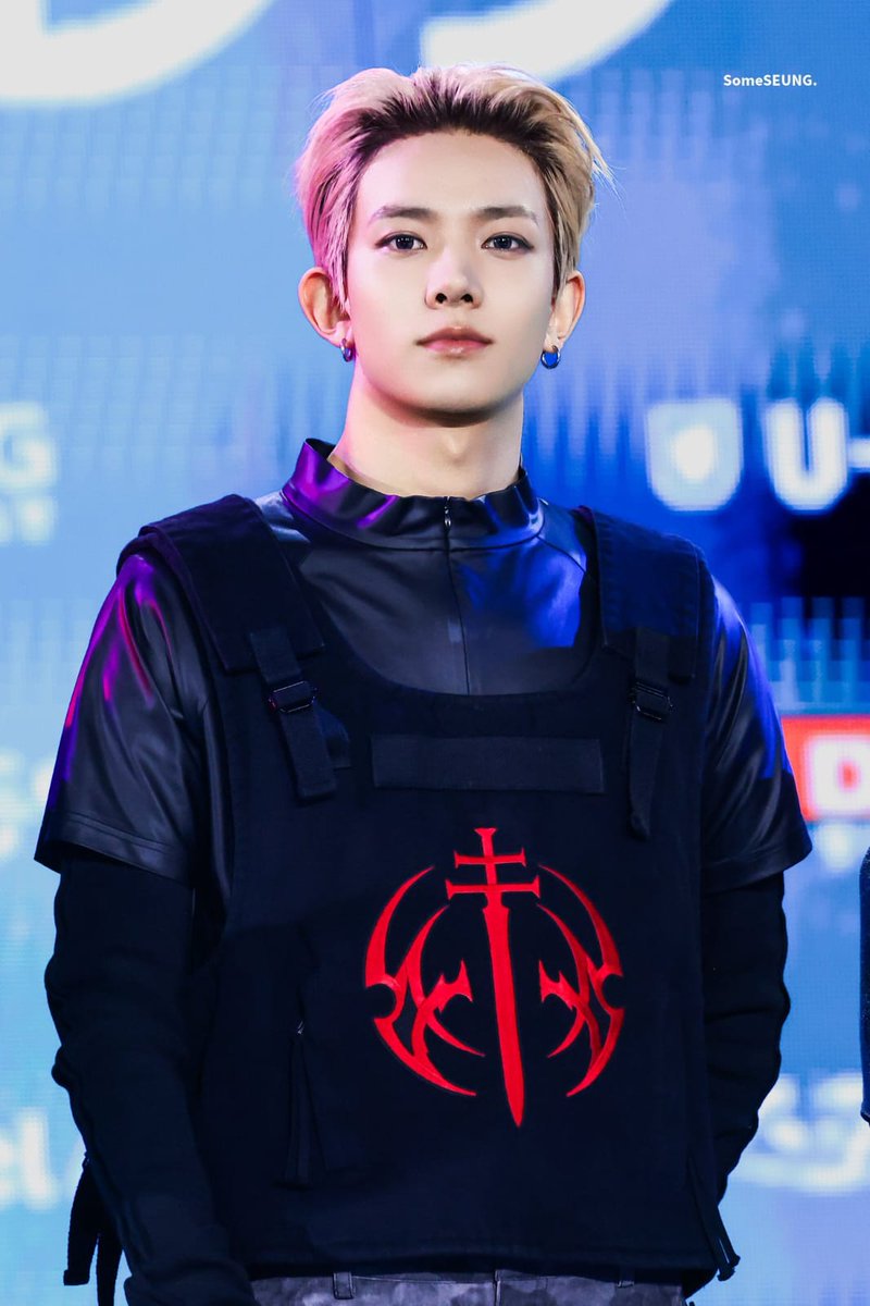 [D AWARDS 2026 - 🏆]

Selamat Heeseung🥳 atas kemenangan di “Upick Global Choice Male” D Awards 2026🎉

Terus melangkah dengan percaya diri dan bersinar lebih terang lagi ke depannya🤍

HEESEUNG GLOBAL CHOICE WINNER
#1BillionLoveForHEESEUNG 
#ENHYPEN_HEESEUNG #엔하이픈_희승