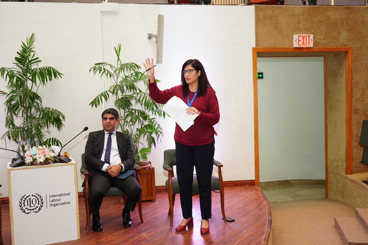 gtonstol's tweet photo. Exciting discussion at the fourth in our Brown Bag Lunch series, this time focusing on youth in NEET (Not in Employment, Education or Training).

Grateful to welcome a diverse audience for an engaging conversation on the challenges young people face in entering the labour market. (1/3)
