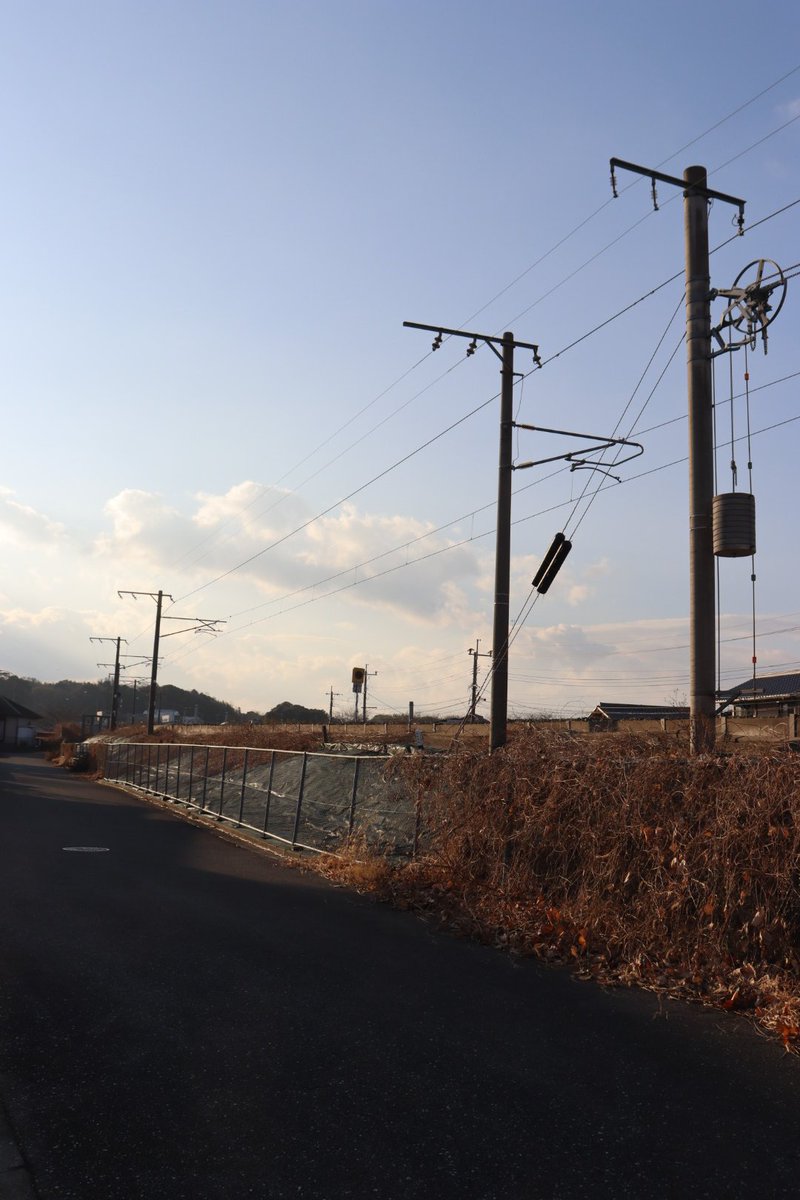 jikko680687's tweet photo. 【今日の787系】🎌2026/2/11(Wed)
5011M特急にちりん11号 大分16:06発 宮崎空港行き(宮崎空港19:40着)
787系 BM2編成(本ミフ)
#787系 #BM2 #南福岡車両区 #日豊本線 #大在駅 #坂ノ市駅 https://t.co/BDGks4iD3d