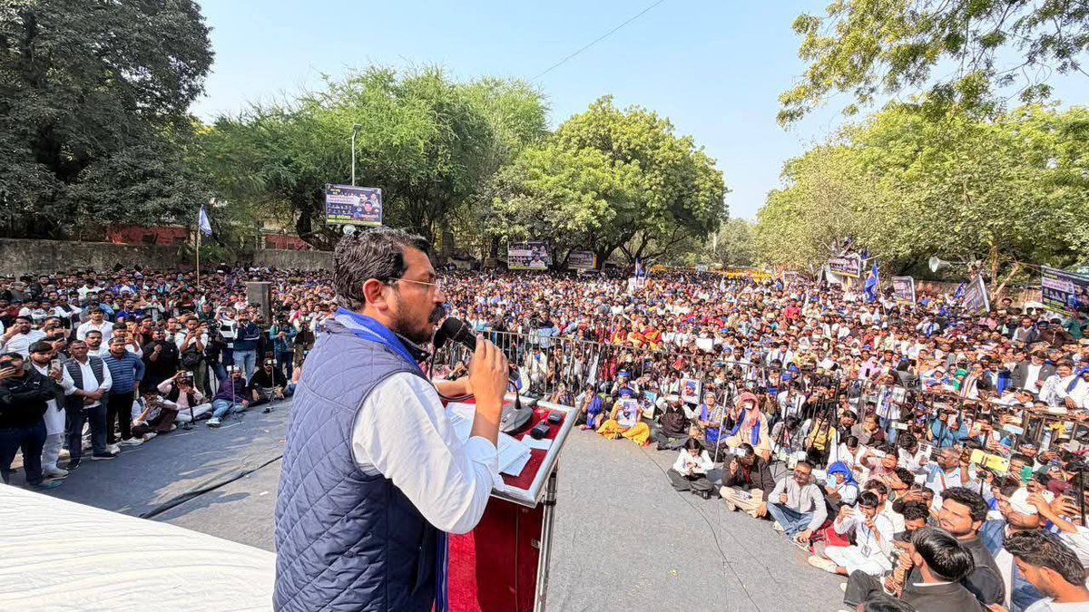 NationalDastak's tweet image. UGC के समर्थन में देश की राजधानी दिल्ली में चंद्रशेखर आज़ाद की महारैली!  बहुजनों ने दिखाई अपनी ताकत...
#UGCRegulations 
#ugcprotest