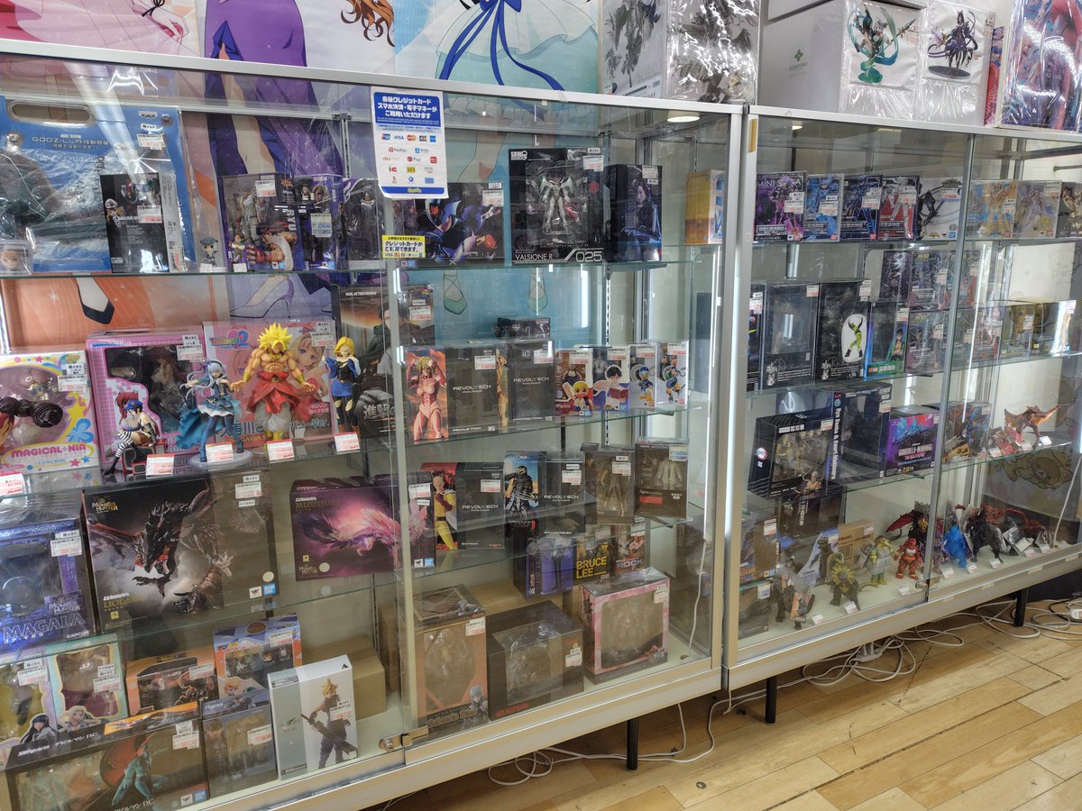 フィギュアの価格を見直しました！ この機会にお買い求め下さいませ