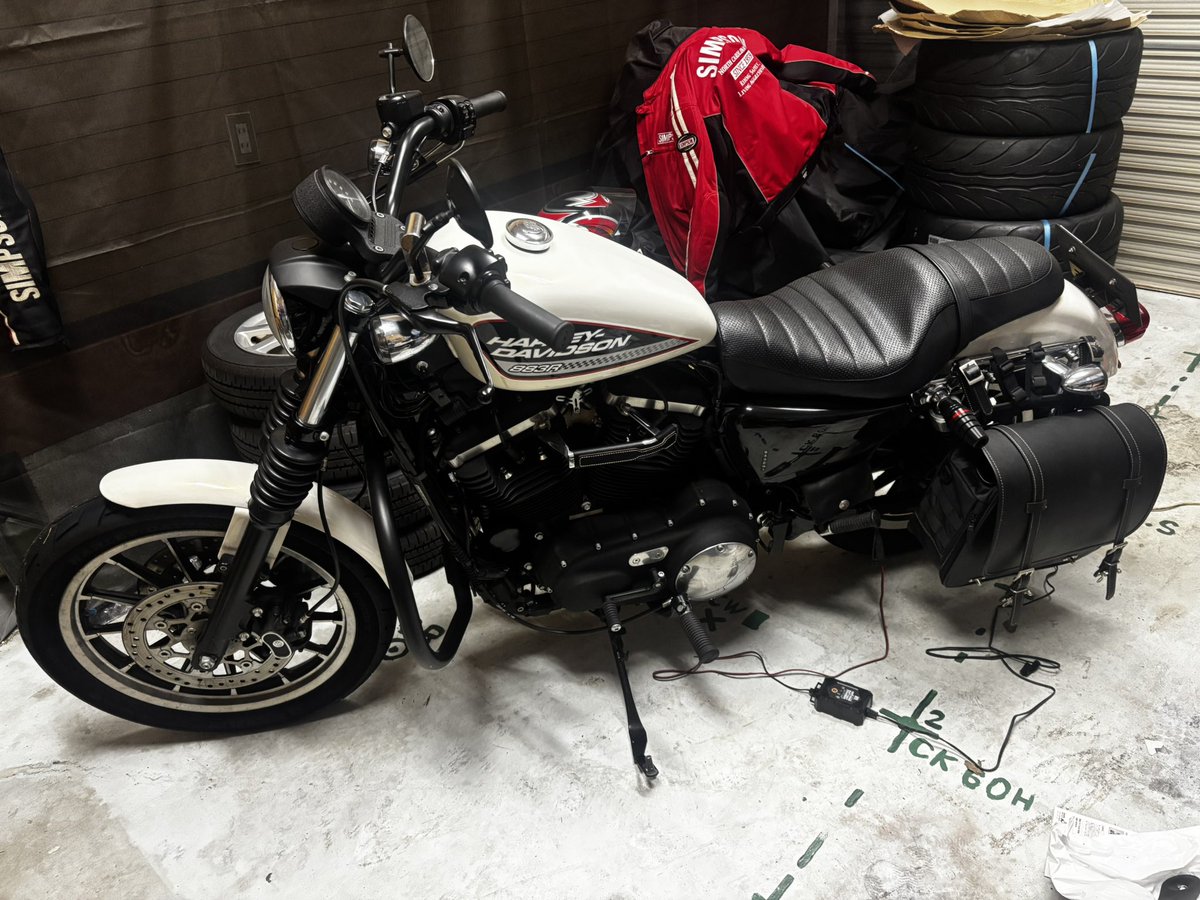 yuiHD883R's tweet photo. 誰かハーレー買いませんか？
8,700km
ガレージ保管
オイル漏れ無し
８８３Ｒ
保管場所は茨城 https://t.co/UdawRbCyY2