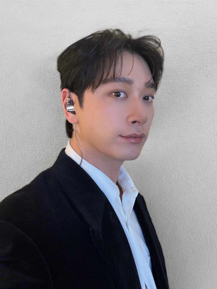 🥂𝗖𝗛𝗔𝗡𝗦𝗨𝗡𝗚'𝘀 𝗕𝗶𝗿𝘁𝗵𝗱𝗮𝘆 𝗡𝗶𝗴𝗵𝘁 𝟮𝟬𝟮𝟲🌙

お越しいただいた皆さん
ありがとうございました🎂✨

楽しい時間を過ごした #チャンソン 🍷💜
今年も心に残る特別な一日になりました🎁

次はJJのイベントでお会いしましょう🥳

#CHANSUNGsBirthdayNight2026
#CHANSUNG #찬성 #2PM