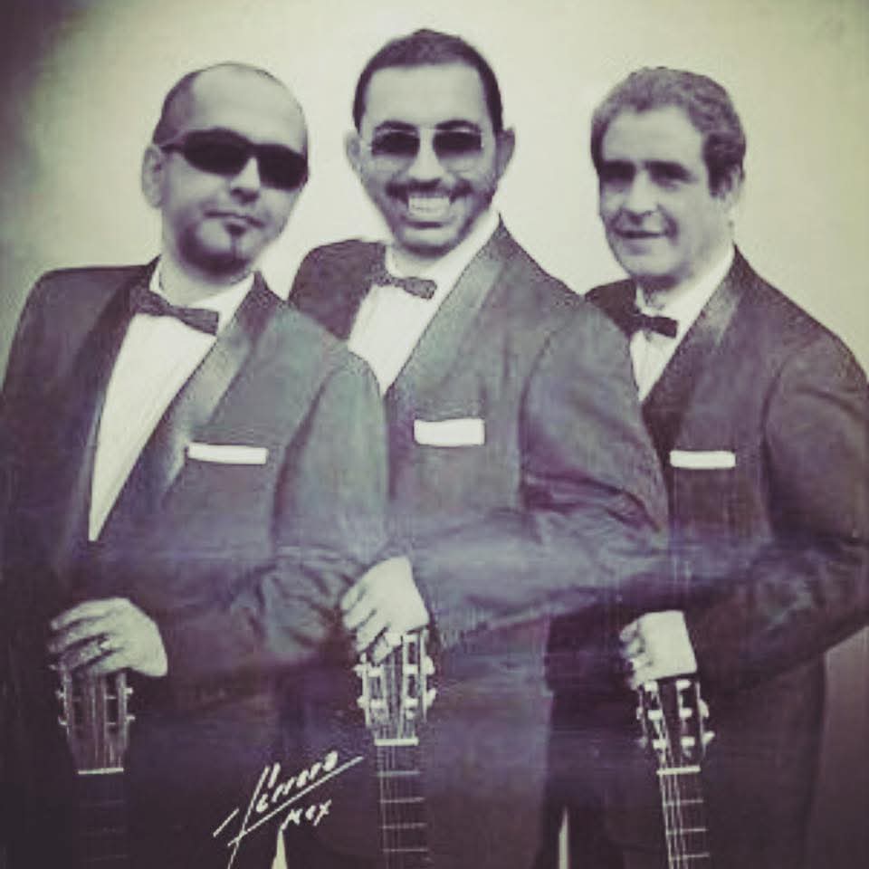 Se fue  mi mejor amigo , mi hermano y una de las personas más importantes de mi vida , un hermano , un Bambon y una persona única e irrepetible , llorare y reiré tal cual fue nuestra vida juntos por más de 30 años ...
Te quiero hermano...
Pídeme un ron que yo voy en breve 💔😞