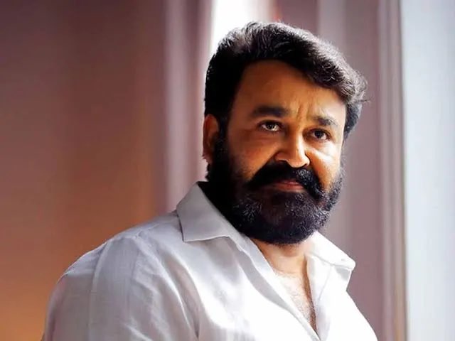 Bij_uji's tweet photo. Mohanlal vs Mammooty https://t.co/VsXfrOa0EI