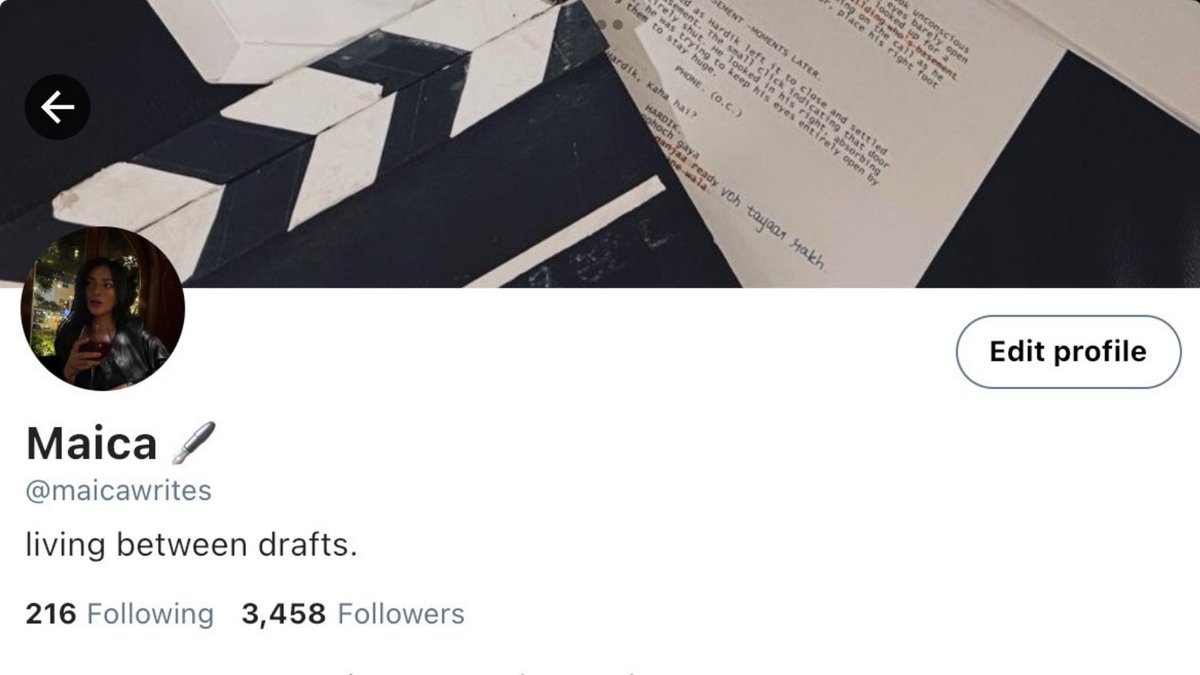 ssielcarat's tweet photo. Brynt in Maica’s Pages —a #mikbrent au

Maica, a screenwriter, matches with Brynt, a film director, on a dating app that turns late-night conversations into something achingly real. As Maica writes him into her pages and Brynt holds on to a love that feels forbidden, can someone denied by fate still exist inside her pages?

—

BREKA BACK2BACK COMEBACK
BREKA BACK2BACK COMEBACK