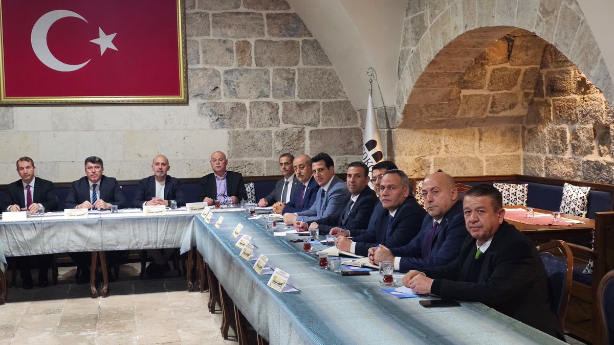 📍 Payas’ta düzenlenen Şubat Ayı İlçe Millî Eğitim Müdürleri Toplantısına, İlçe Millî Eğitim Müdürümüz Sn. Mustafa TUNÇER katılım sağladı.

Toplantıda Ramazan ayı etkinlikleri, Hatay Robot Yarışması hazırlıkları, Maarif Modeli eğitimleri ve güncel yönetmelikler değerlendirildi.