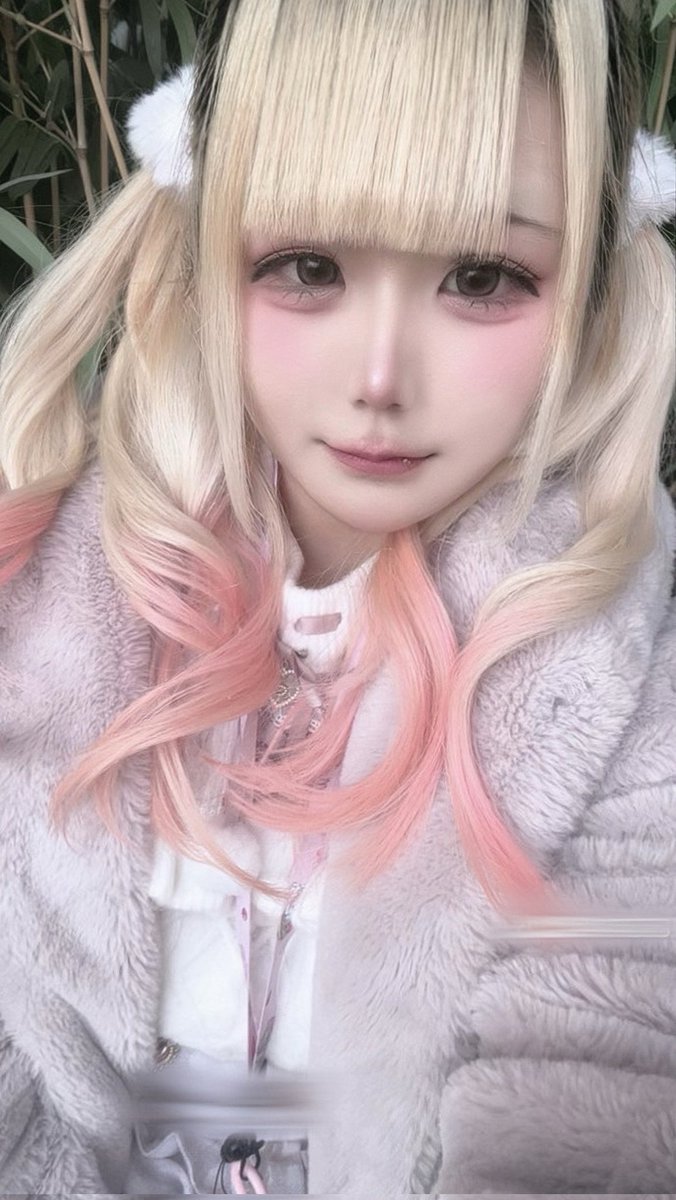 小绘 tweet media