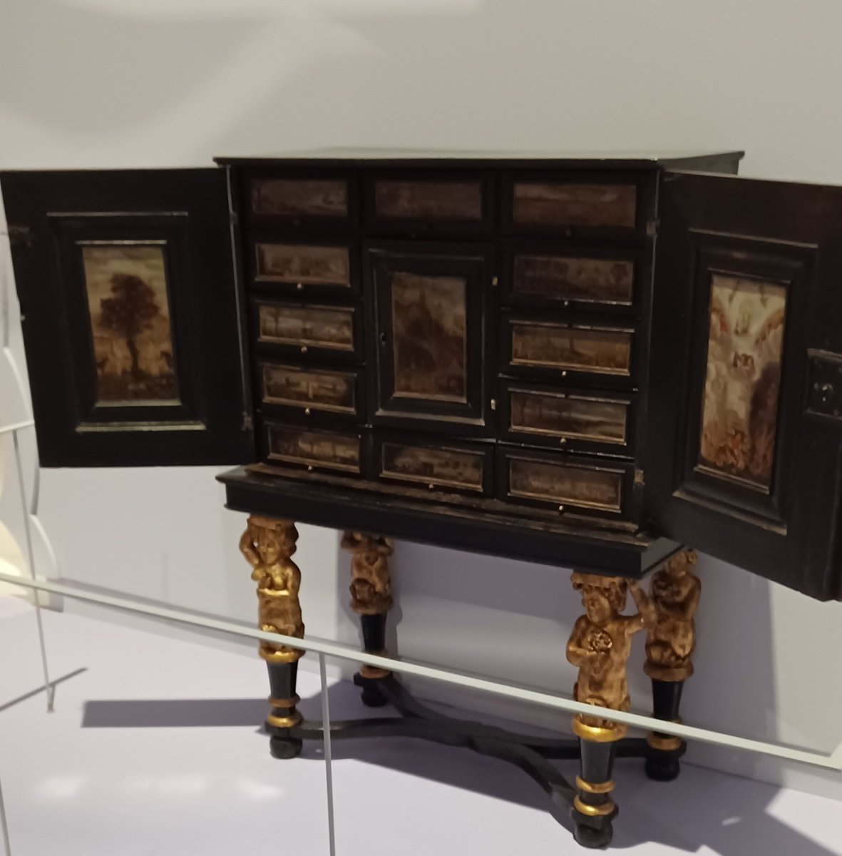 Gert van der Kroef tweet media