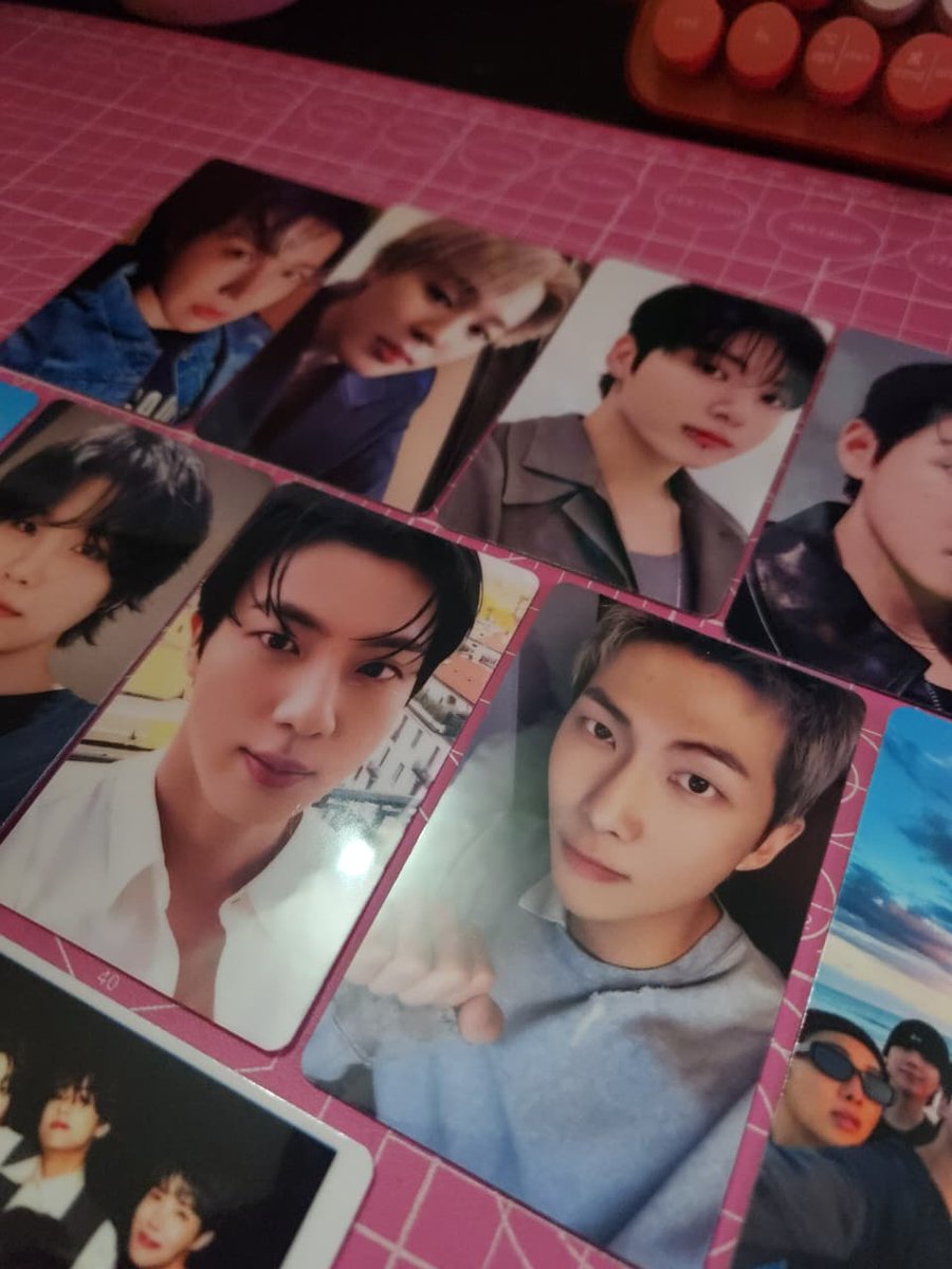 lavandrhaze's tweet photo. Os Photocards do ARMY MEMBERSHIP já estão disponíveis na loja com altíssima qualidade e 3 cards de brinde <3 

https://t.co/UTElKFPCWO #bts #army #armymembership #photocard #fanmade https://t.co/Y58zR8yCzY