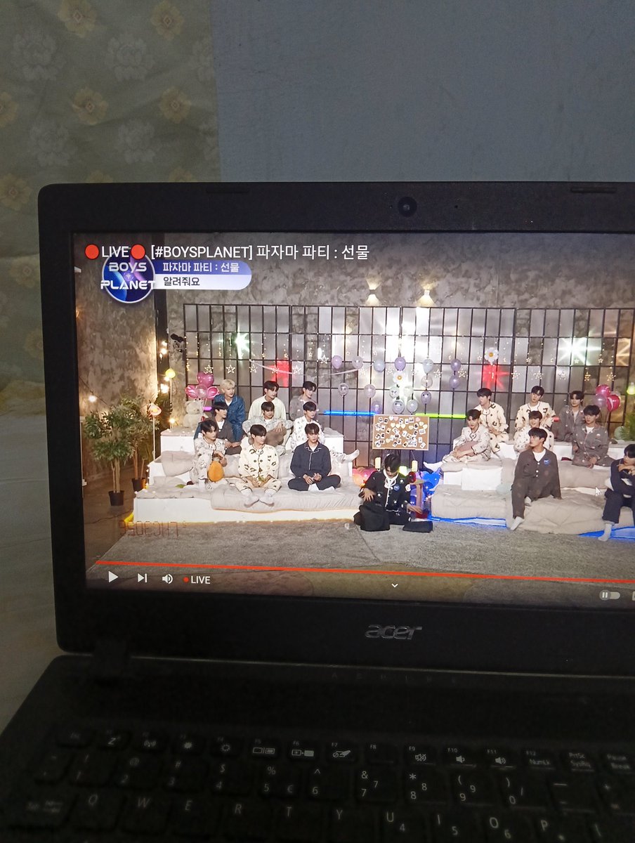 a2boomfs tweet media