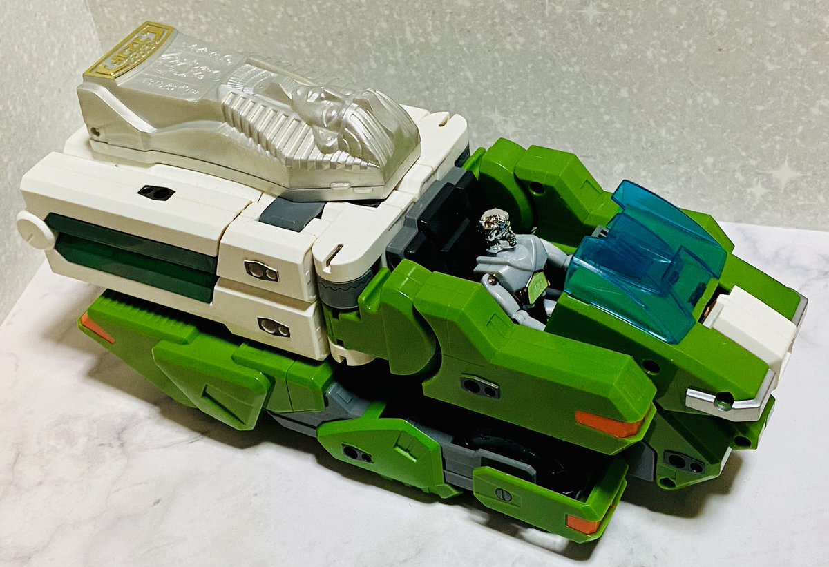 コマンド2号、サミー！ シルバーとブラックな配色もクールでかっこいい