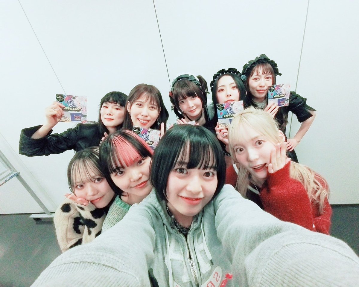 BAND-MAID 番外編お給仕
“Sessions Selection”

本日ライブを拝見し、
終演後にご挨拶のお時間もいただきました。

私たちが大きなリスペクトを抱く皆さまの圧巻のパフォーマンスに、終始感激と刺激をいただきました。

一つひとつのライブを大切にこれからも歩んでまいります。

#bandmaid さん
#NEKI