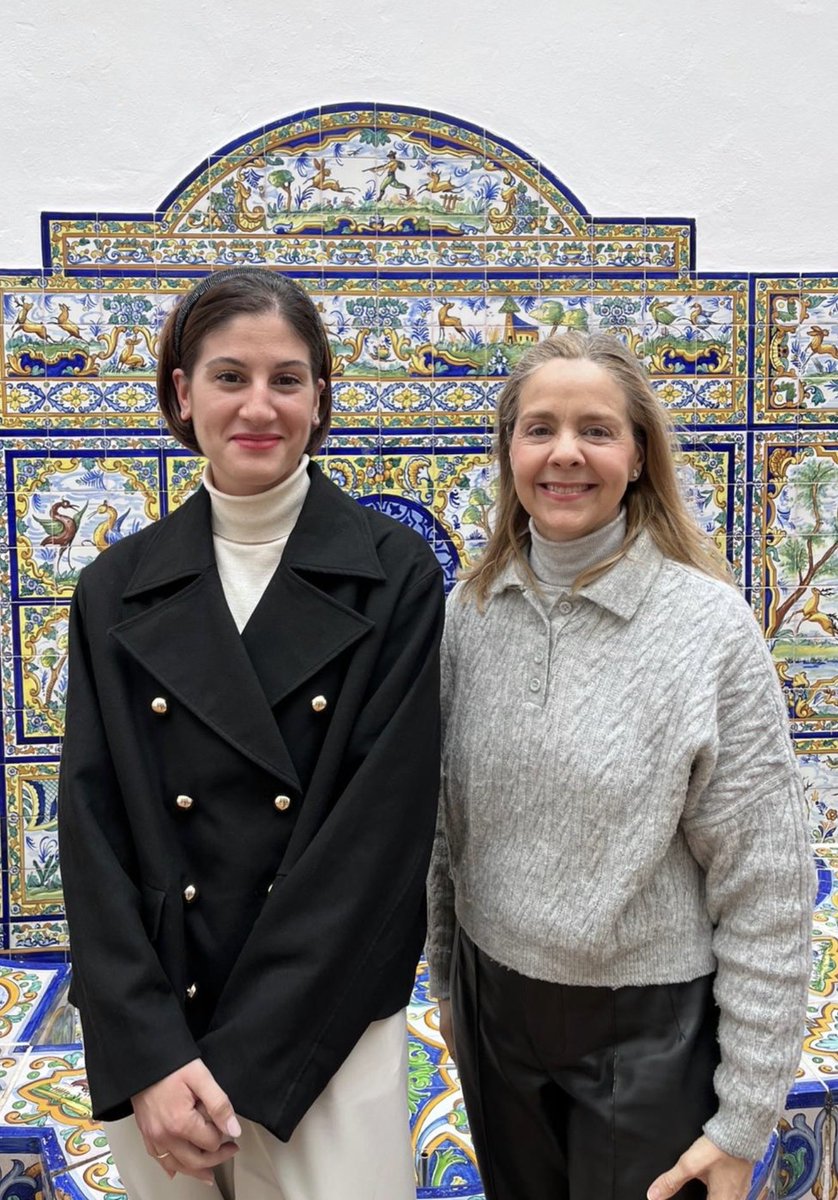 Hoy, en el #DíaDelEnfermo, hemos querido detenernos a escuchar y poner en valor la voz de quienes cuidan cada día.

Gracias a todas las enfermeras por ser presencia, cuidado y consuelo cada día. 👉🏻ribamar.org/dia-del-enferm…

 #DíaDelEnfermo  #HumanizarLaSalud #ContigoAportamosValor