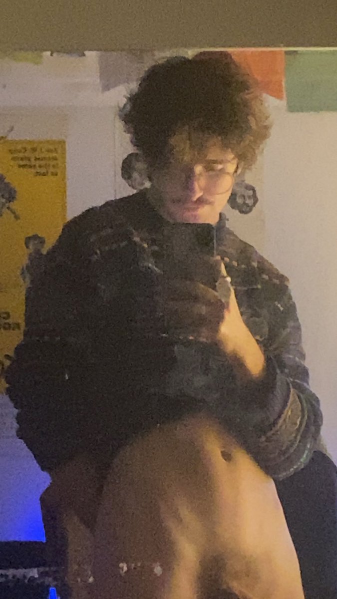 MacksDDD's tweet photo. woahhh, cant believe thats me :3

moots in aus my dms are always open! 
sydney people especially 🇦🇺
#moots #moothunt https://t.co/6jHqmU8T6v