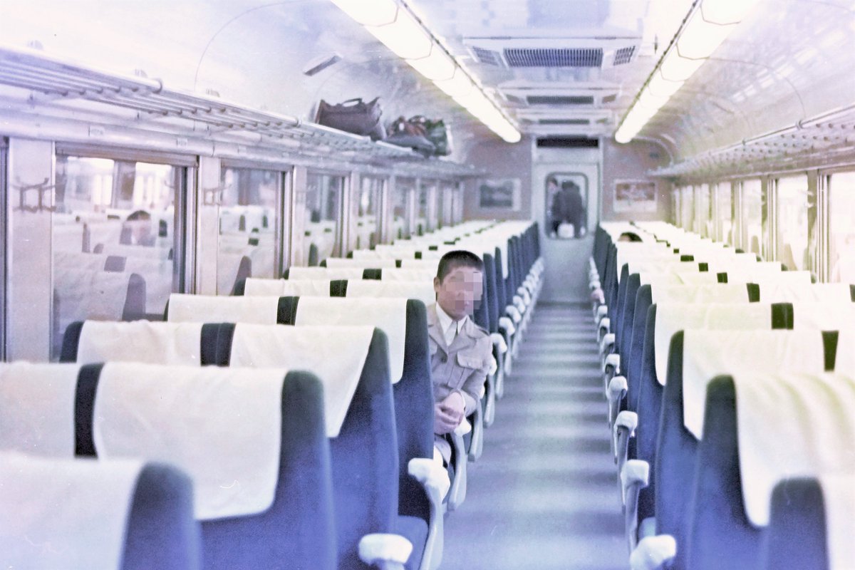 #皆さんの列車内写真を見せてください #L特急やくも キハ181系時代のやくも車内 ←G車 →普通車