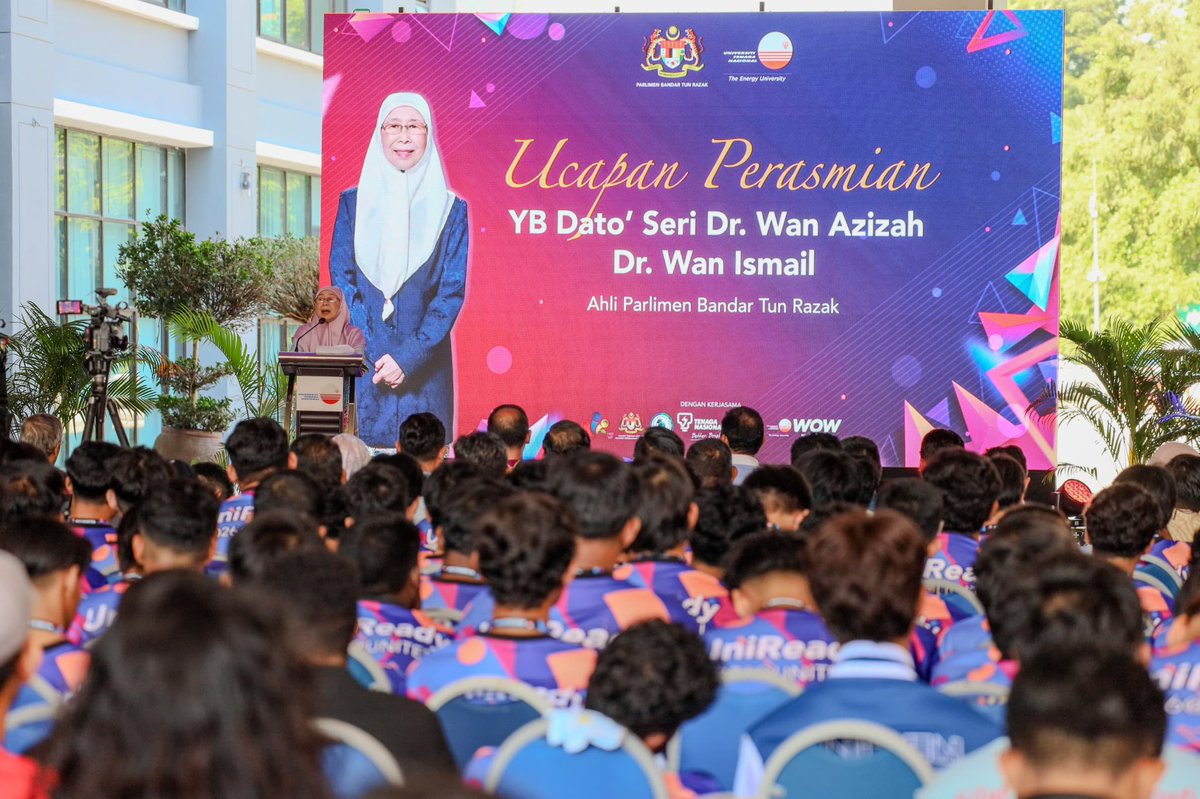 Dr Wan Azizah Ismail tweet media