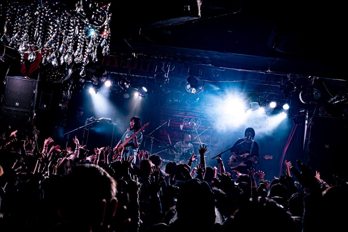 NEE_tensai's tweet photo. NEE 10th TOUR
「EXOTIC METTYA SAISEI」
TOUR FINAL!!
2026.2.11(Wed)
at 沖縄 桜坂セントラル
Photo by @shosho_sclv
#NEE_再生可能
#EMSTOUR https://t.co/6asf4LXDo9