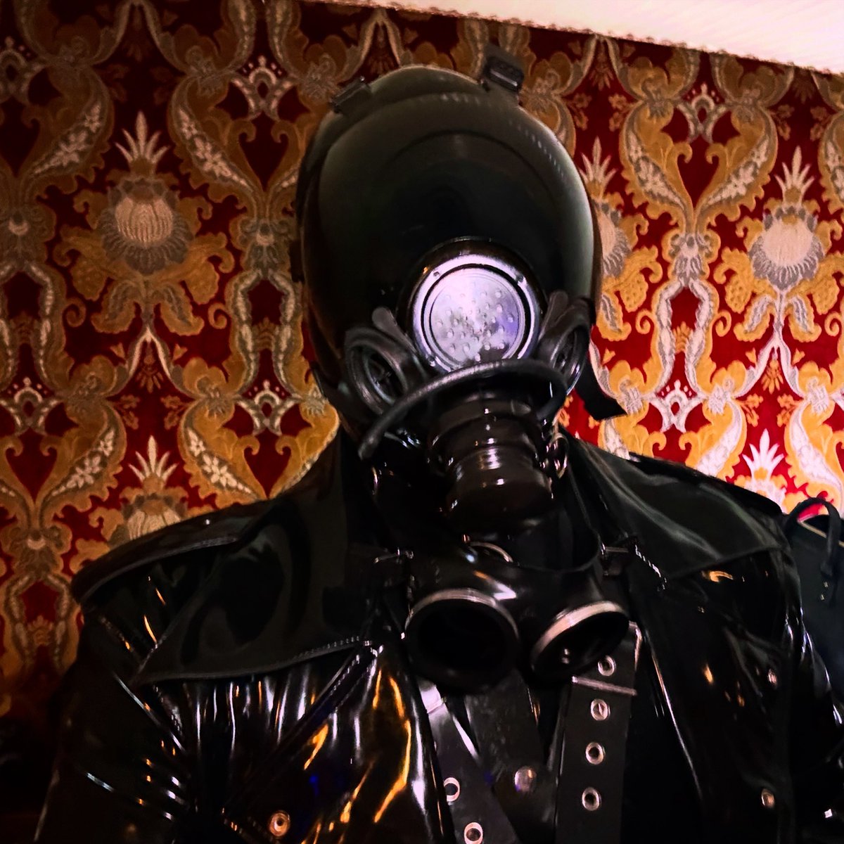 らて@ヘビーラバーフェチ兼ワインソムリエ tweet media