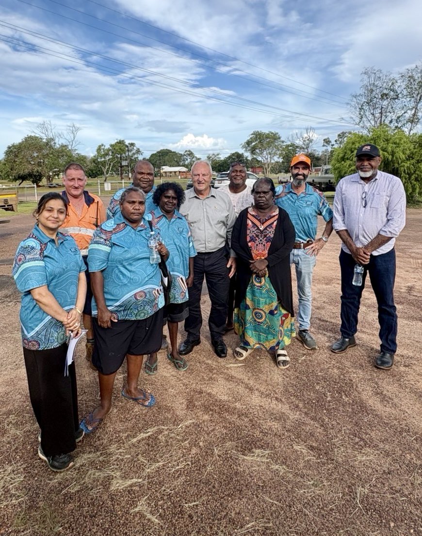 SteveEdgoMLA's tweet image. I had a fantastic time visiting the #Belyuen Community with the Chair of the Northern Land Council, #MatthewRyan.
