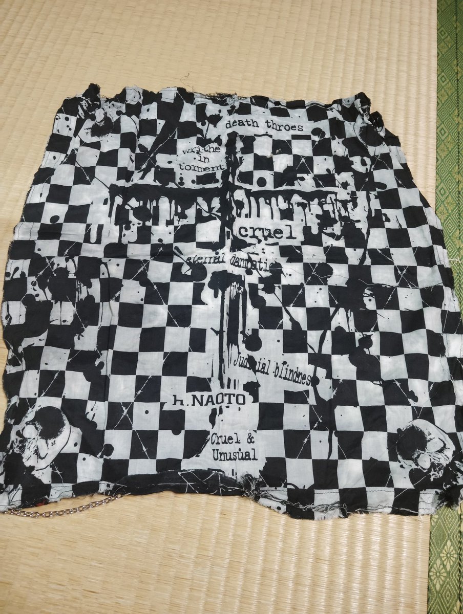 h.NAOTOのバンダナ出てきた 雑誌かなんかについてきたやつのはず