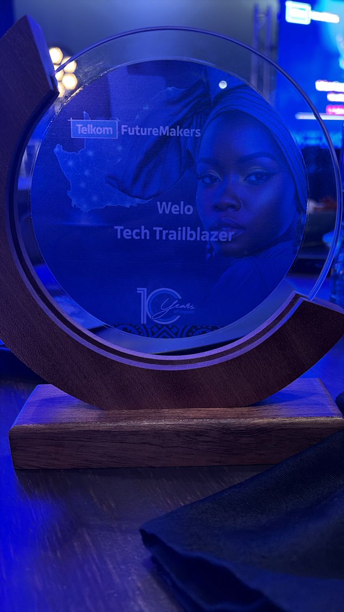 Zanele Abraham tweet media