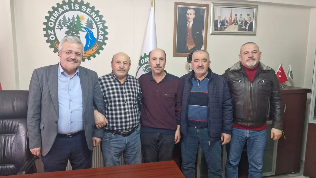 Uzun yıllar birlikte çalıştığımız, emekliye ayrılan değerli arkadaşlarımızın ziyaretleri bizleri son derece mutlu etmiştir. Kendilerine nazik ziyaretleri için teşekkür ediyor, sağlık ve huzur dolu bir ömür geçirmelerini diliyoruz.