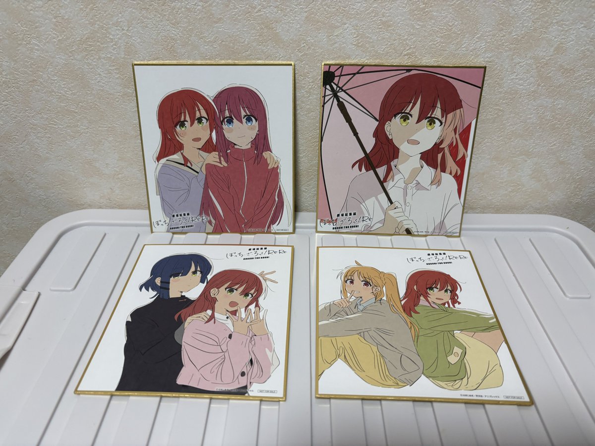 メルカリでぼざろRe:/Re:Re:の入場者特典色紙4枚セットが3300円で売っ