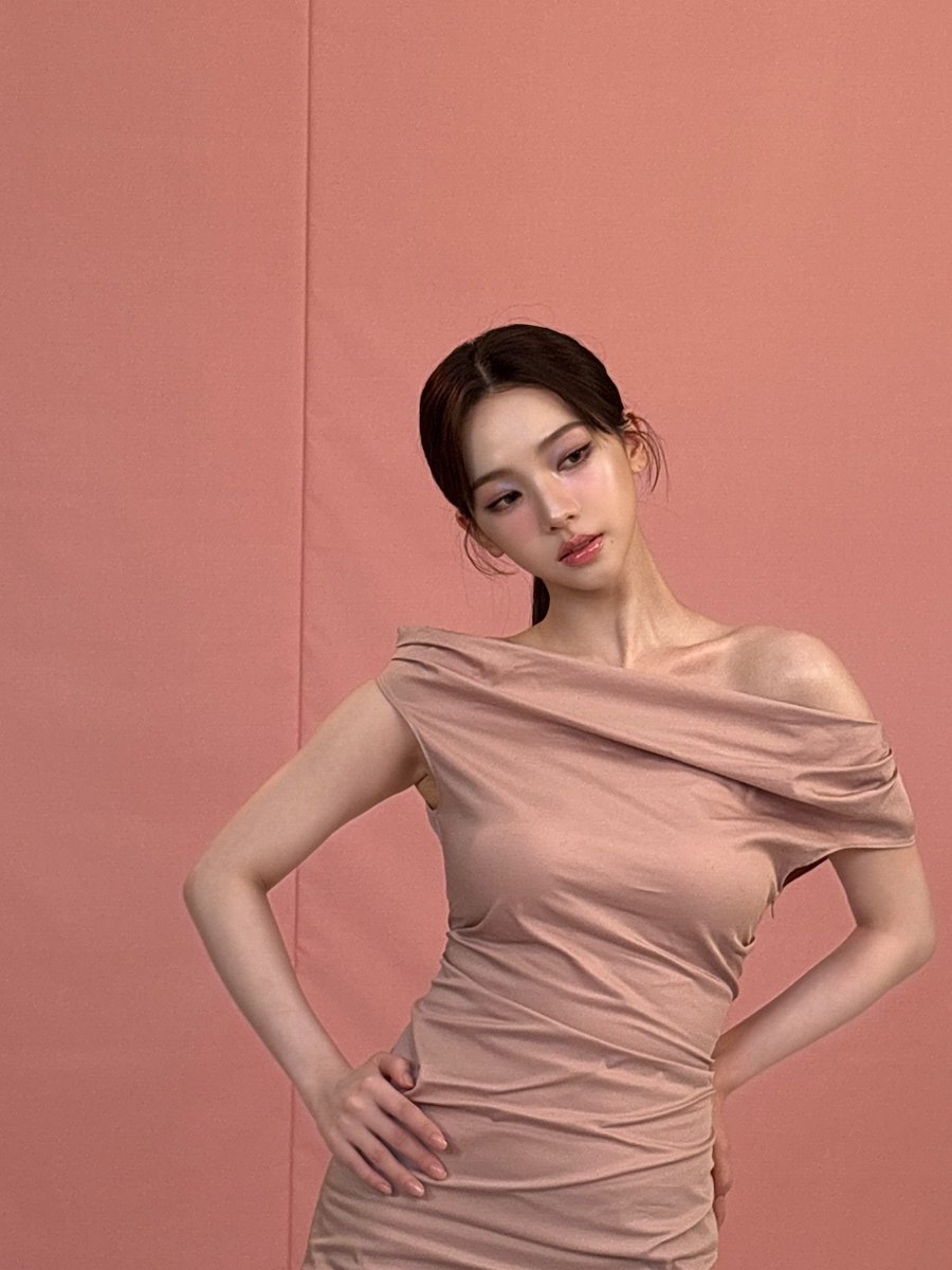 ( open.spotify.com/track/5OCJzvD7… . . . ♡ )