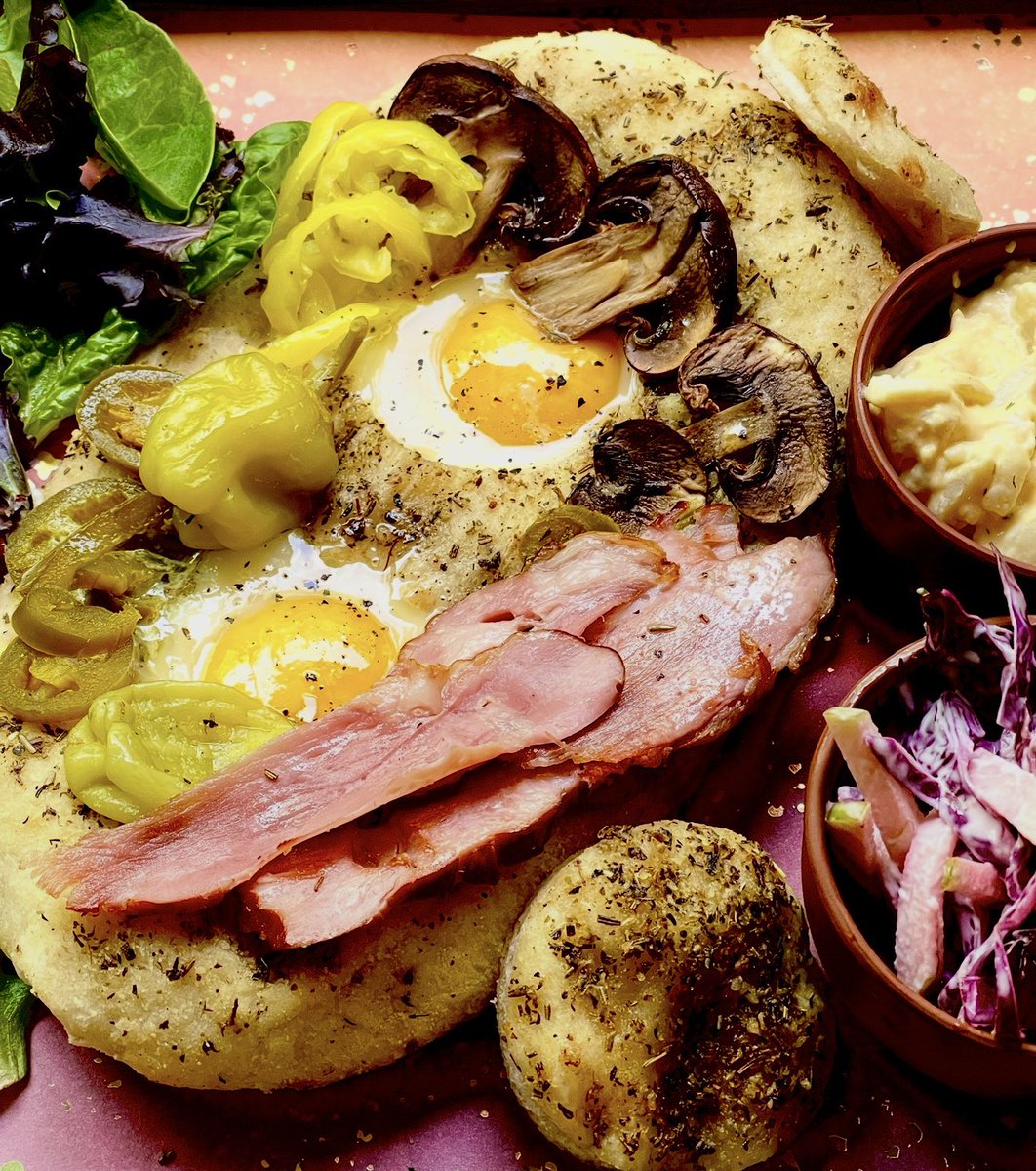 QCSausage's tweet photo. Rise and Shine, It’s Wednesday Time!🌞
#wednesdaylove #proteinpower #riseandshine #cottageham #powerup https://t.co/HmgKtfN5ef
