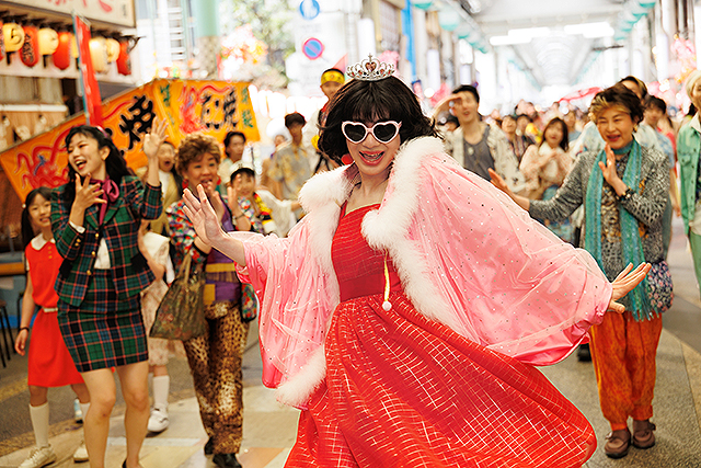 「This is I」観た。

正直全く期待してなかったけどすげーよかった。主演の望月春希くんってこれ一体何者？　次世代の才能すぎて震える。年に数本こういうのがあるからNetflixはやめらんねぇ。
あとVFX使ったシーンのセンスも超よかった。MV一杯撮ってる監督らしいんで、やっぱそこはプロよね。