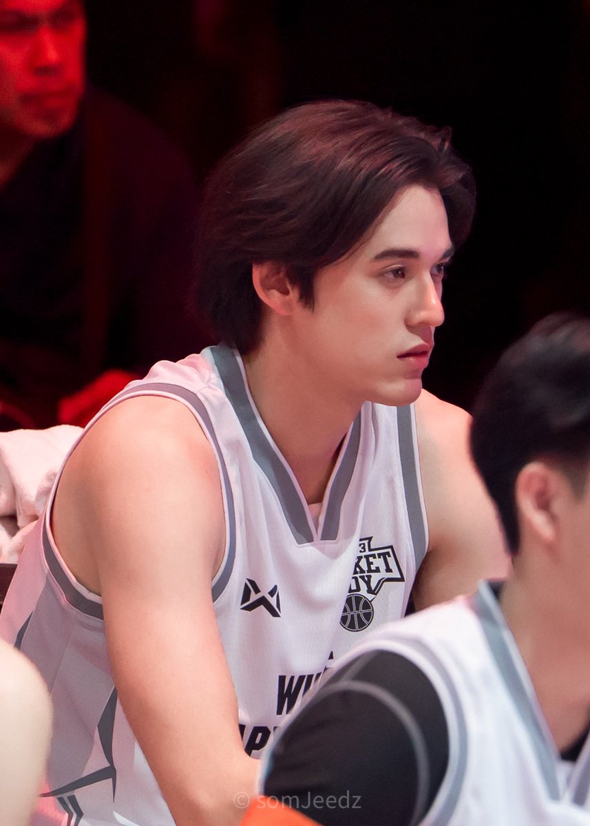 เบลล่าหลังโดนเอ็ดเวิร์ดเปลี่ยนให้เป็นแวมไพร์