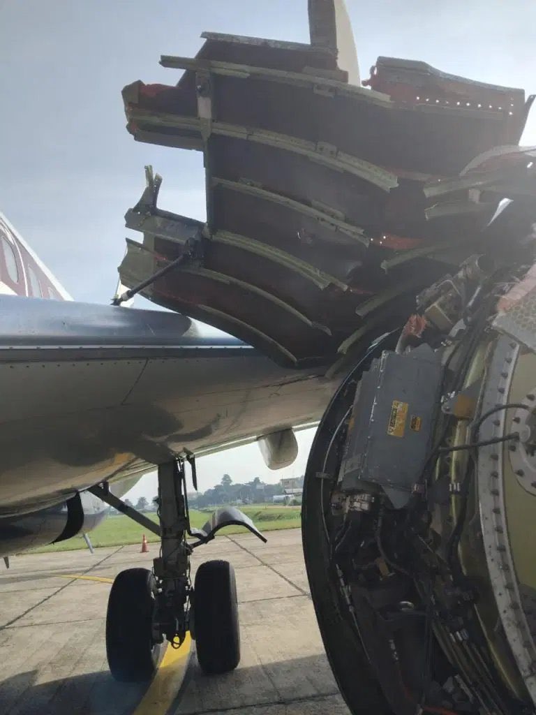 airmainengineer's tweet photo. Uncontained Engine Failure on Arik Air Flight WP740🚨🚨
Arik Air flight WP740, operating from Lagos to Port Harcourt with a Boeing 737-700 (registration 5N-MJF), experienced an uncontained failure of the number 1 engine during the flight. The crew promptly diverted the aircraft to Benin Airport, where they performed a safe landing.