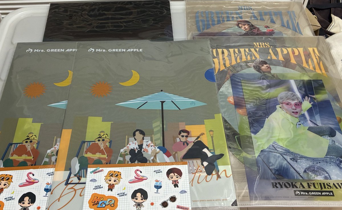 shumin_2580's tweet photo. -ミセスのグッズお譲りします-

求))定価 or対価➕送料

譲))写真のもの

ほか詳細はリプ欄 or DMにて。

#MrsGREENAPPLE一番くじ 
#WonderMuseum 
#BABELnoTOH 
#MGA_WM https://t.co/HcNtXlTKpc