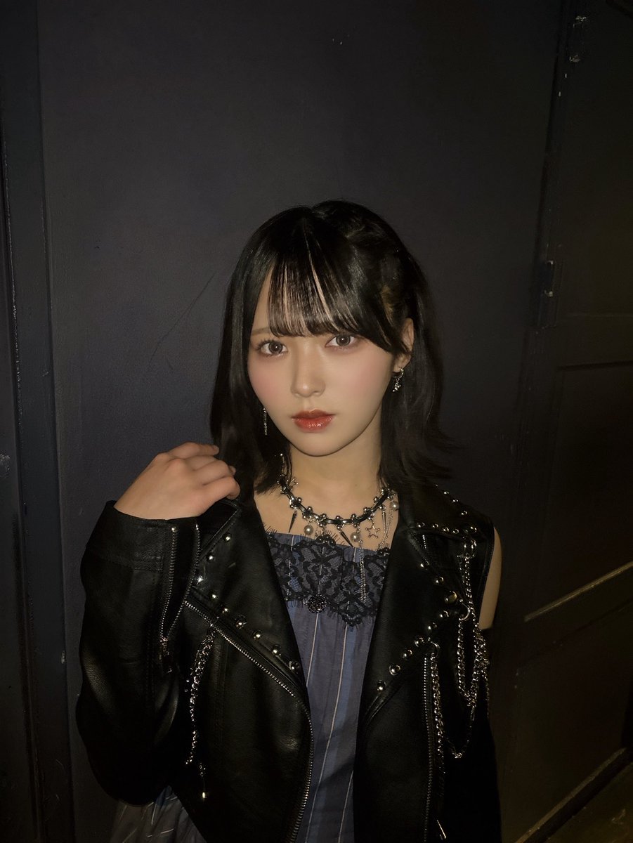 ストリーミング＆ダウンロード配信リリース楽曲
『The rock is you!』
MVが公開されました！
youtu.be/kDgadIAsQf4

とても素敵なソロ曲を頂けてとても嬉しいです！
自分の好きが詰まっていて幸せだ…
強い意志が感じられるロックな曲です！
ぜひたくさんご覧下さい！
#therockisyou
#ニアジョイ