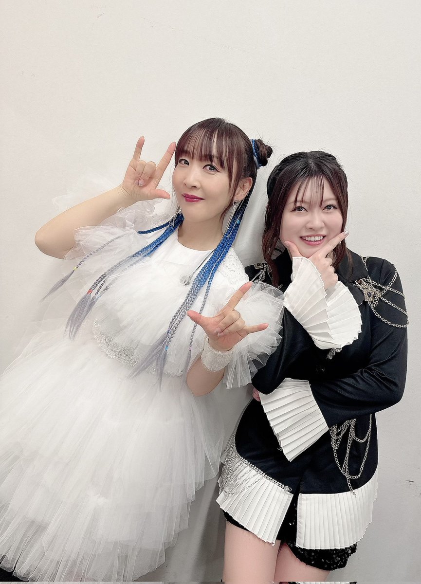 #サテフェス ありがとうございました！
しょこたんに提供した
『キラキラ-go-round』
そして高垣彩陽さんと
『Synchrogazer』を、
鈴木このみさんと
『猛烈宇宙交響曲・第七楽章「無限の愛」』を歌唱しました！！
めちゃ難しかったけど、やりきったーー！！
#angela_jpn 
#高垣彩陽 
#鈴木このみ