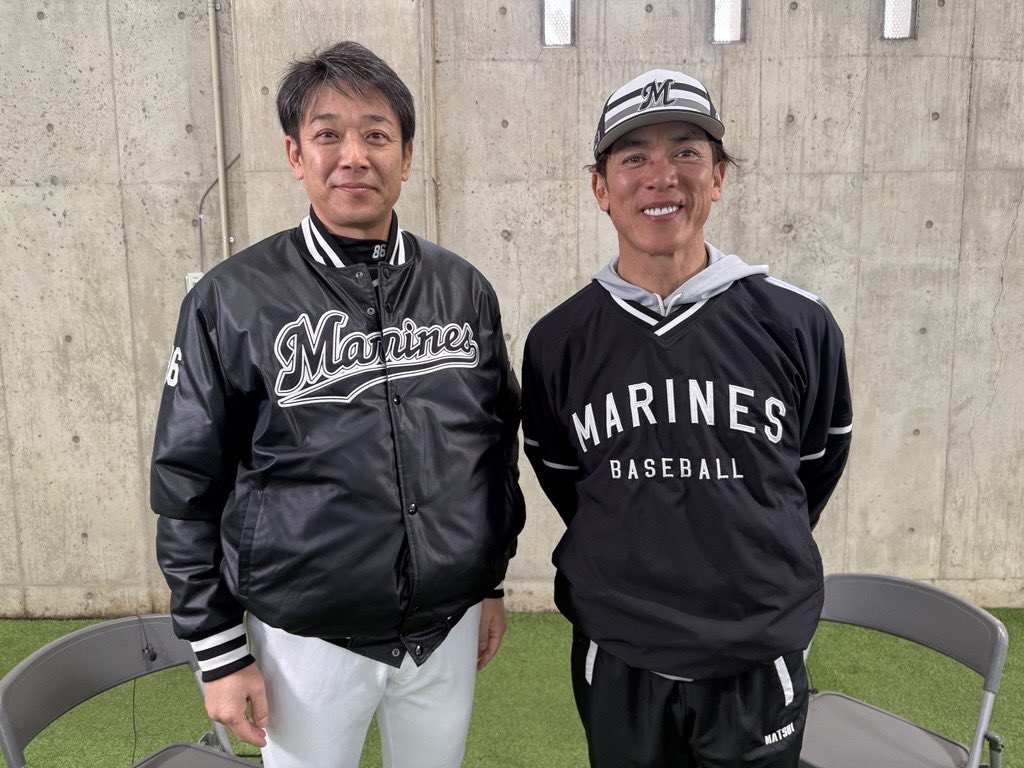 本日まで様々な形で選手に寄り添ってくださった #松井稼頭央 臨時コーチ。本当にあっという間でした。
「ボクもたくさんのことを勉強させていただきました。呼んでいただきありがとうございました」と感想を口にしていました。
熱い指導、本当にありがとうございました！
#chibalotte #広報  #サブロー