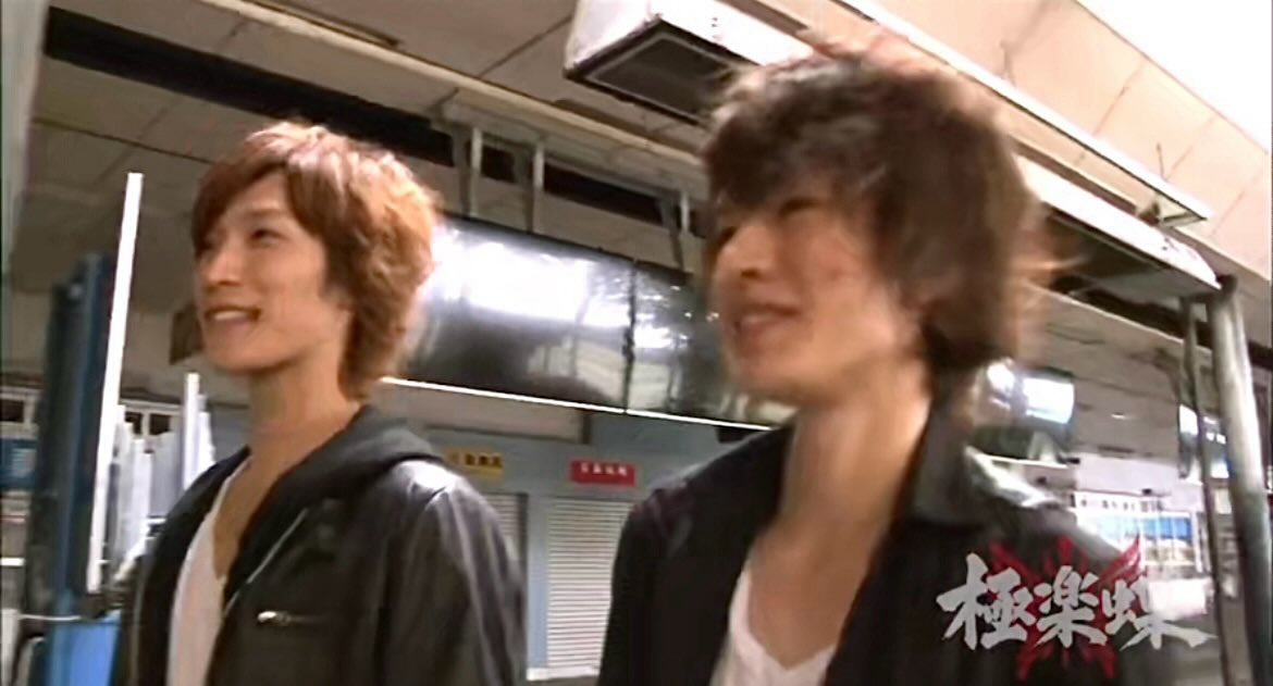 ⬇️13年前（平成25年：当時20歳）

𝑱𝒐𝒉𝒏𝒏𝒚’𝒔はよ、こういうことができちゃうんだ......だから最高なんだ.....中学1年生からずっと一緒なんだぜ......世はサバ番時代だがよ....奴らの人生どんなサバ番よりサバ番だと思ってるぜ....ノンフィクションすぎる青春漫画ストーリーがここにはあるで.....