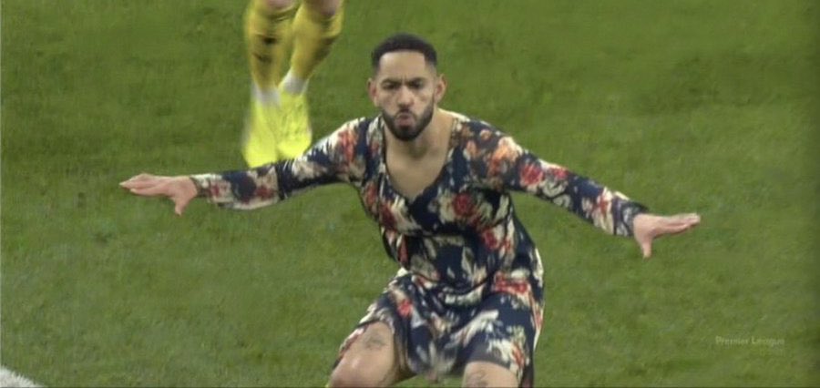 Arsenal dey pursue league Man U dey pursue 5 wins in a row, if you are mid you are mid jor 🙄