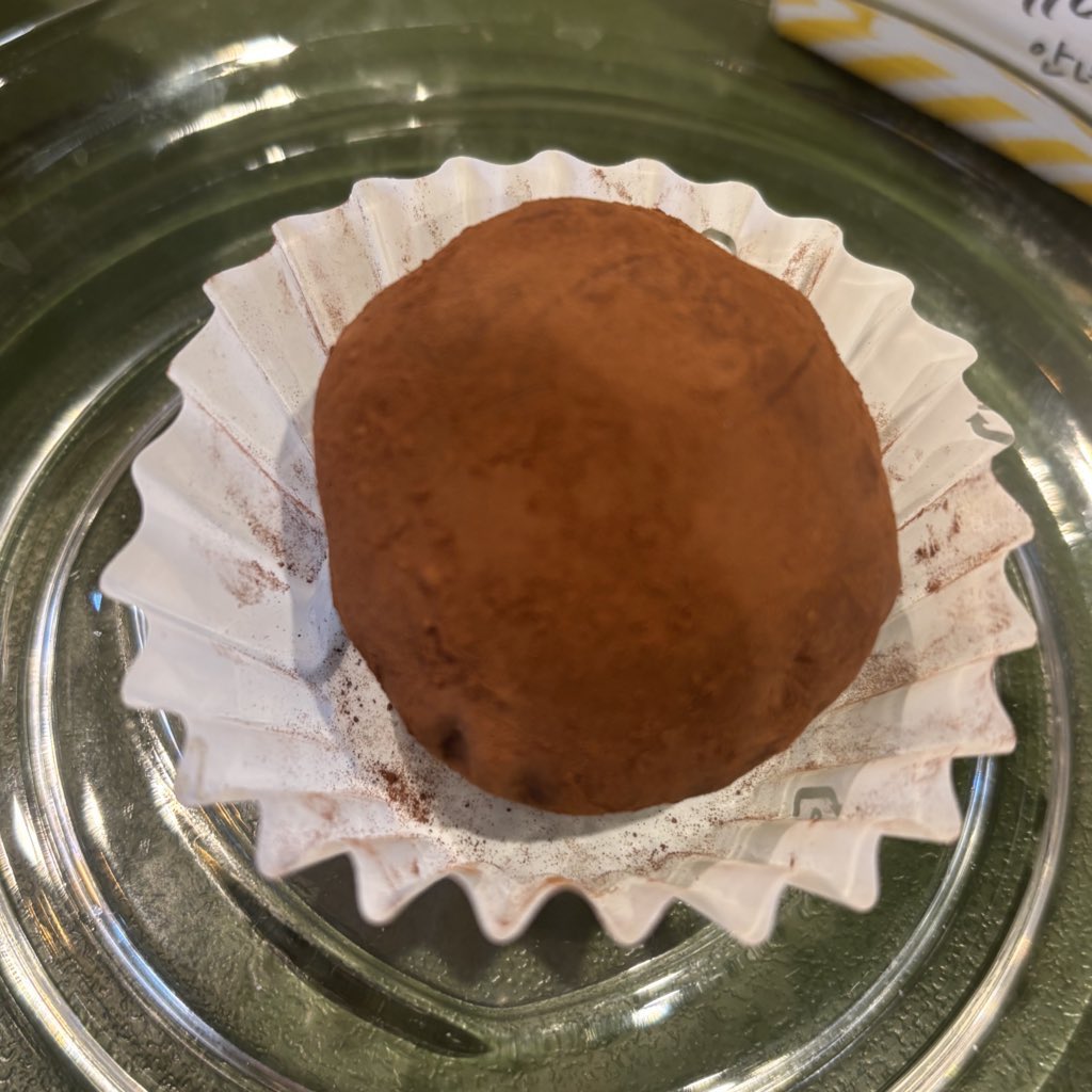 やっと食べれた두쫀쿠><