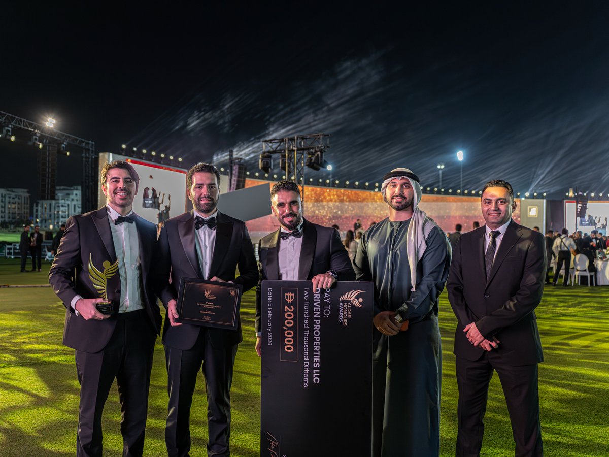 Proud to celebrate a winning moment at the Aldar Honours Awards. Driven Properties was recognized as a Top Performing Broker Agency in Dubai.