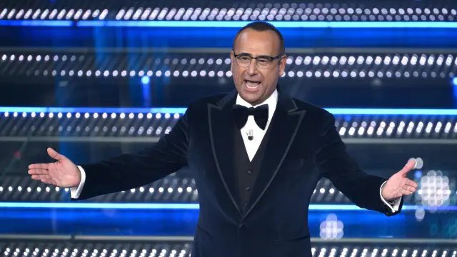 Cinguetterai's tweet photo. 🔴 Gli ospiti di #Sanremo2026 sul palco Suzuki, in piazza Colombo.
Nelle prime 4 serate i Big dello scorso anno.

Martedì: Gaia
Mercoledì: Bresh
Giovedì: The Kolors
Venerdì: Gabbani
Sabato: i Pooh

Lo ha appena annunciato Carlo Conti a #LaPennicanza https://t.co/sMWE94nBso