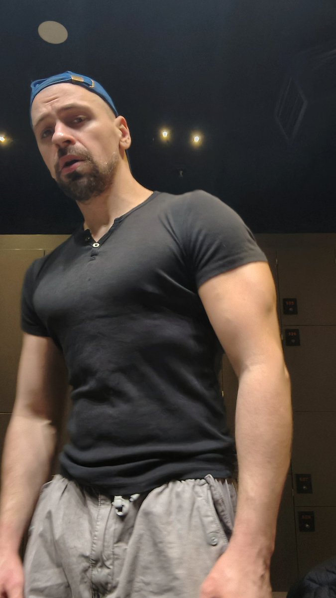 Alexander U tweet media