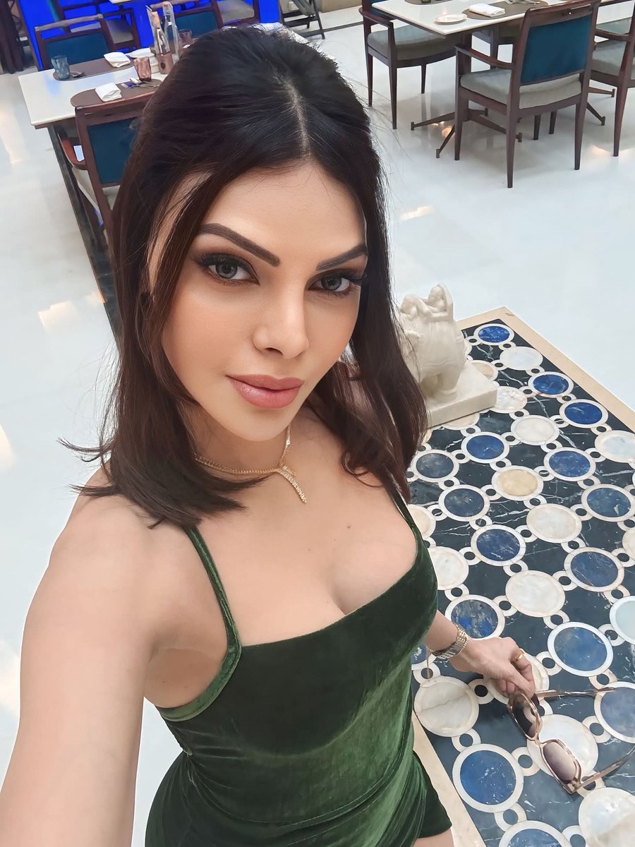 yadhuklm8's tweet photo. Cheers to growth, grace and another beautiful year.. 🥂
Thanks for your love &amp; support! 🙏🏻❤️
#newme #newmindset #real #unapologetic #birthdaygirl https://t.co/k7OLqQEI0N